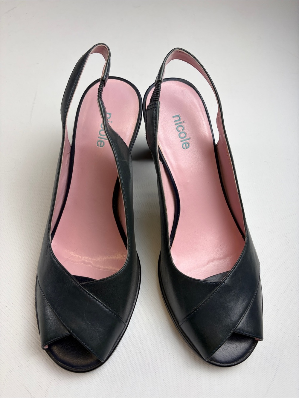 NICOLE PARRIS CHARCOAL CRISSCROSS PEEP TOE SLINGBACK HEELS SIZE 7